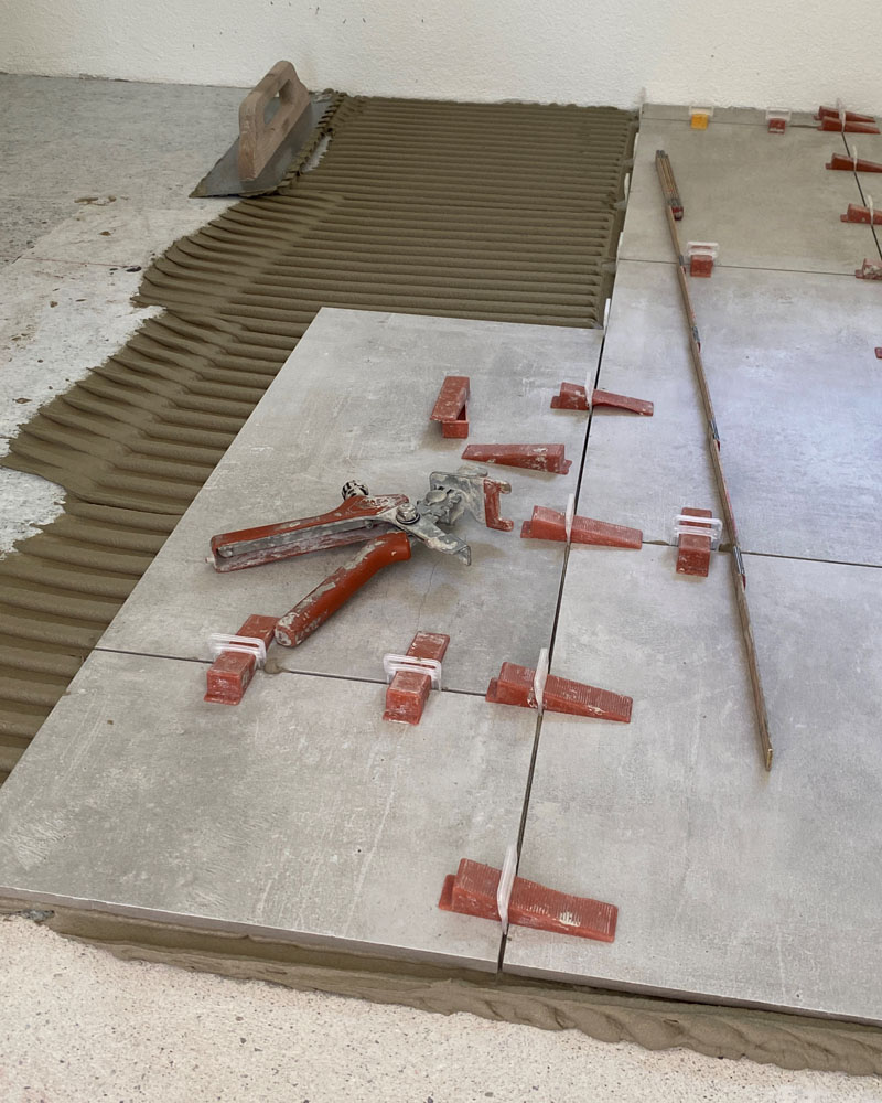 20240109 Aktuell Neutral Plattenleger